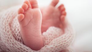 Bebe’i opyta en UTI por supuesta negligencia médica