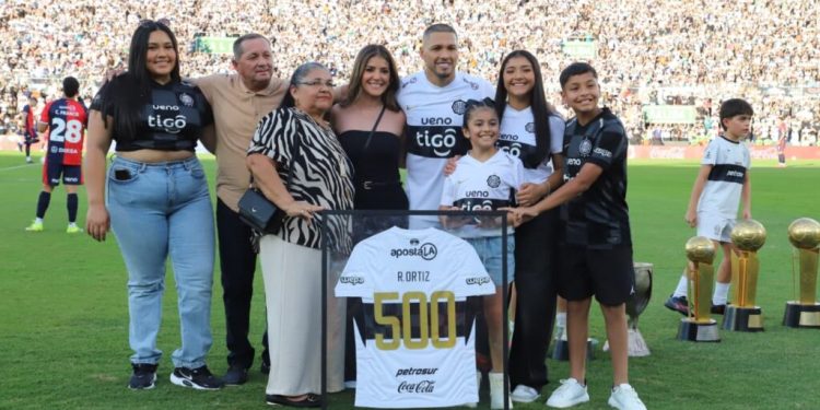 Emotivo homenaje al “capi” de la “O” en la previa del clásico
