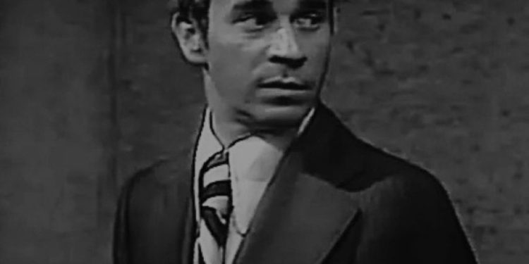 (VIDEO) Luto entre fans del “Chavo del 8”: Ñandereja el “Señor Calvillo”