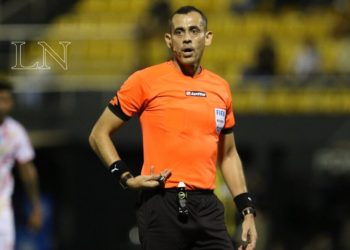 Juan Gabriel, el pito elegido para el clásico del domingo