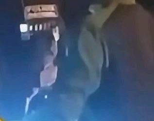 Poli es investigado tras dar un sopapo a un motoca durante un control