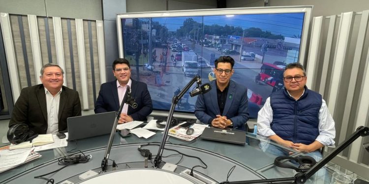 Embajador paraguayo en EEUU advirtió que no van a poder entrar con su tereré en los estadios