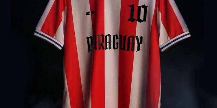 (VIDEO) ¡Novaseo! ¡Hicieron una remera albirroja con sangre de Salvador Cabañas!
