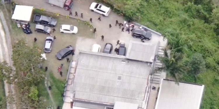 Policía cayó de sorpresa en una “orgifiesta” en Colombia