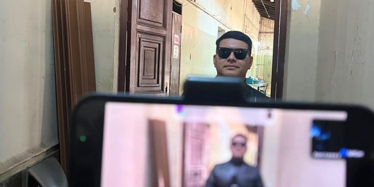 ¡Felipe Britez participó en la película paraguaya “Timoteo….” y fue corresponsal de “Intrusos” de Argentina!