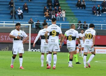 Olimpia vacunó a Triki y se mete en la conversación hína