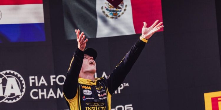Doblete de Joshua en Monza y triunfo histórico en la carrera principal