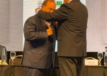Camilo Pérez recibe la Orden al Mérito Deportivo Suramericano y es reconocido por su legado al frente de ODESUR