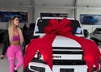 Karen Insfrán pureó por su regalo: “Para incentivarme”