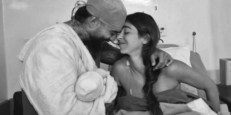¡Maluma se volvió todo un papacito!
