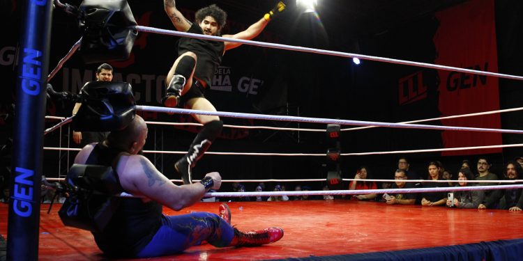 ¡Tyler Navarro se convierte en el primer luchador paraguayo en competir en Costa Rica!