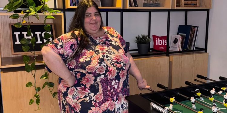 ¡Pamelita Ovelar, ex de Cuestión de peso vendió todo y se, fue con su hijo, a vivir a Europa!